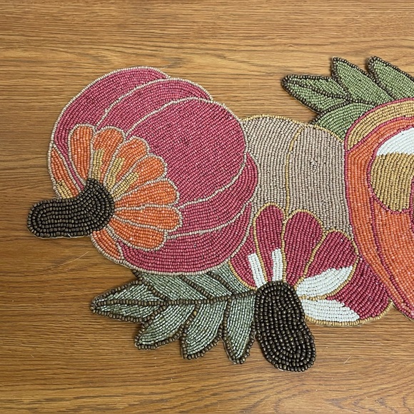 Pier 1 beaded pumpkin table runner - Picture 10 of 14